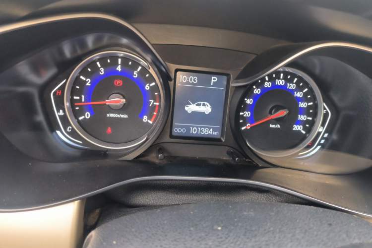 Used BAIC Changhe Q35 2016 1.5L Automatic Cool Edition Instrument Cluster