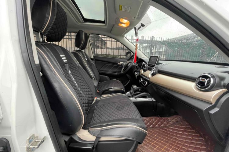 Used BAIC Changhe Q35 2016 1.5L Automatic Cool Edition Interior 10