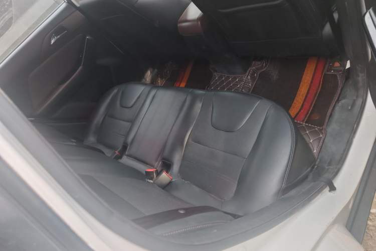 Used BAIC Changhe Q35 2016 1.5L Automatic Smart Edition Interior 5