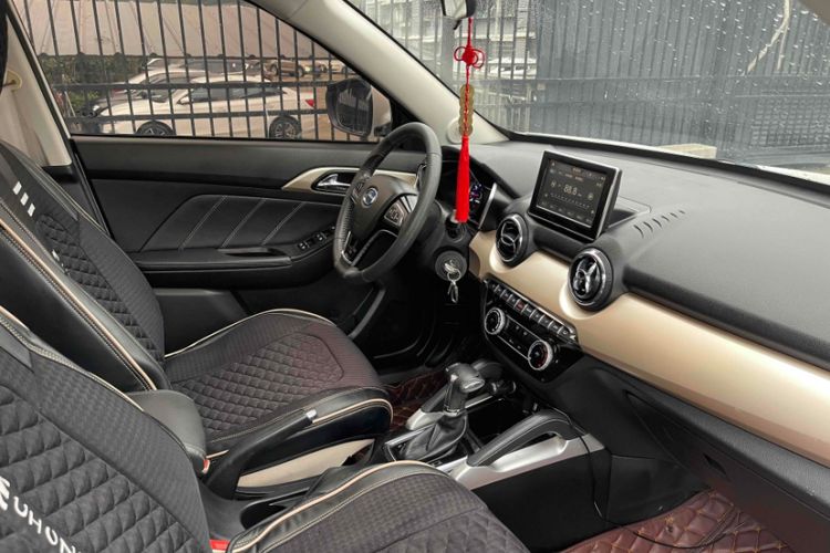 Used BAIC Changhe Q35 2016 1.5L Automatic Cool Edition Interior 9