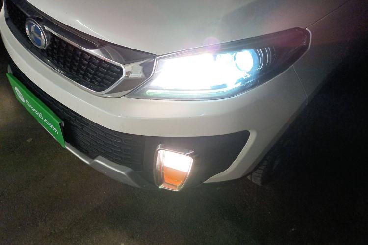 Used BAIC Changhe Q35 2016 1.5L Automatic Smart Edition Left Front Headlight