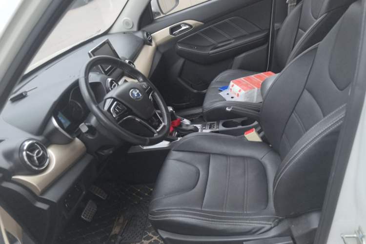 Used BAIC Changhe Q35 2016 1.5L Automatic Smart Edition Left Front Seat