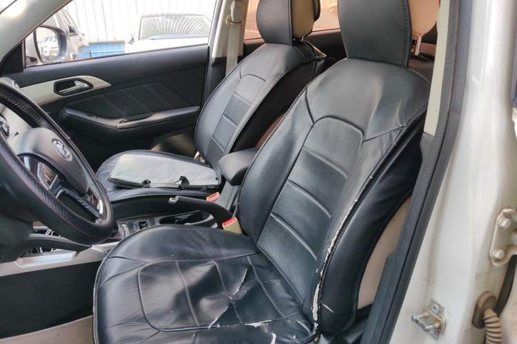 Used BAIC Changhe Q35 2016 1.5L Manual Cool Edition Left Front Seat