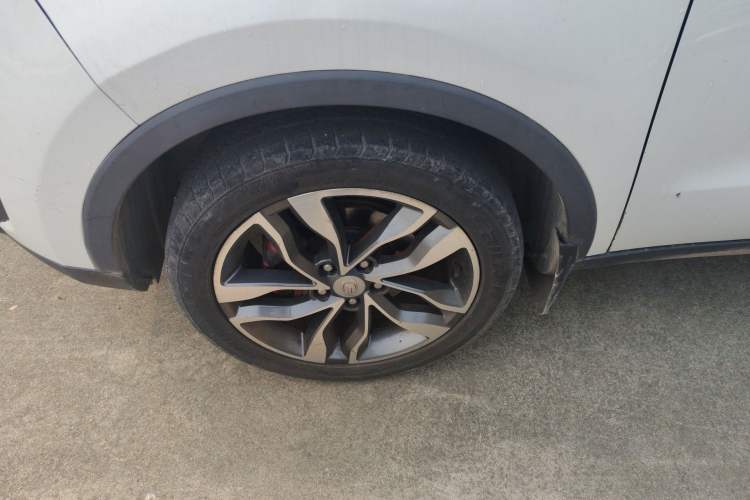 Used BAIC Changhe Q35 2016 1.5L Automatic Smart Edition Left Front Wheel Hub