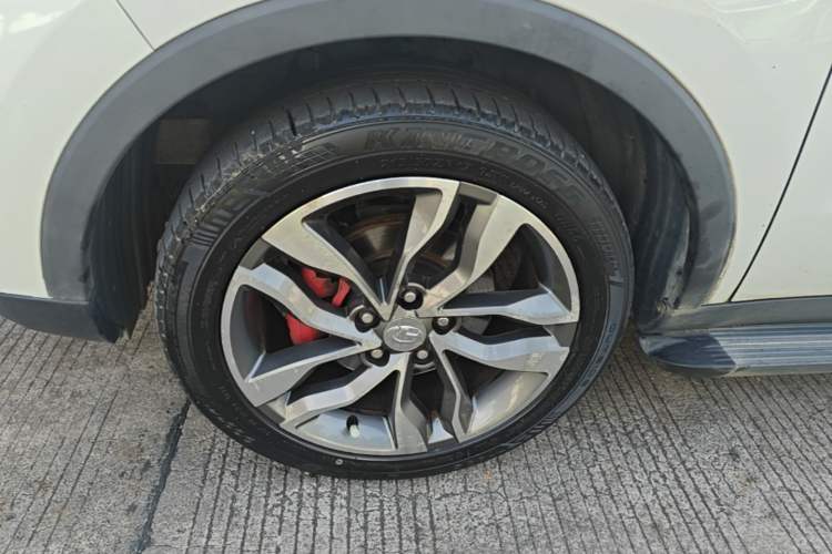 Used BAIC Changhe Q35 2016 1.5L Automatic Smart Edition Left Front Wheel Hub