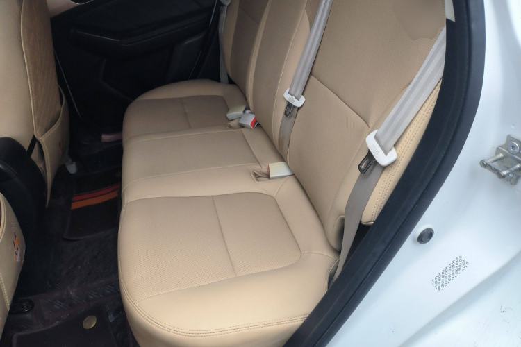 Used BAIC Changhe Q35 2016 1.5L Automatic Cool Edition Left Rear Seat
