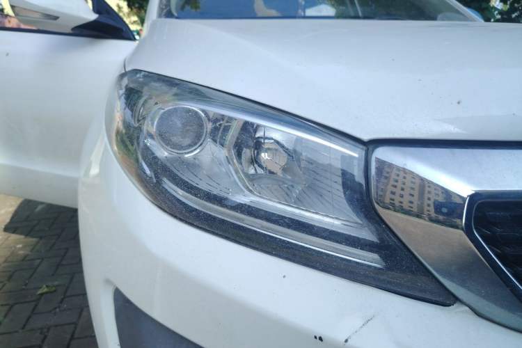 Used BAIC Changhe Q35 2016 1.5L Manual Smart Edition Right Front Headlight