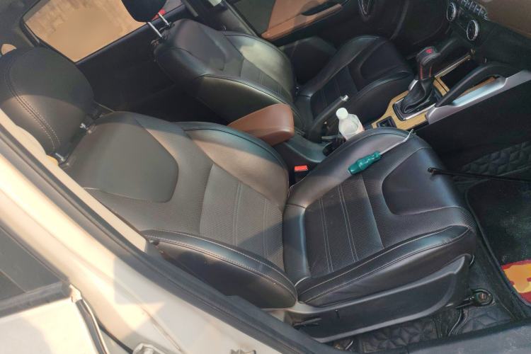 Used BAIC Changhe Q35 2016 1.5L Automatic Smart Edition Right Front Seat