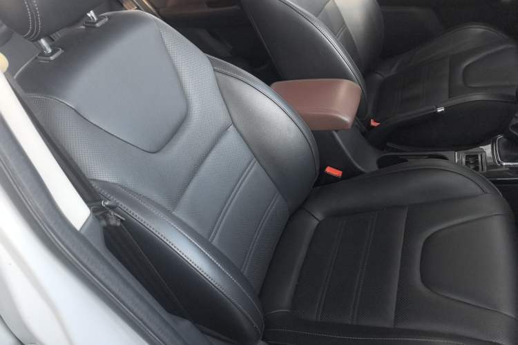 Used BAIC Changhe Q35 2016 1.5L Manual Smart Edition Right Front Seat