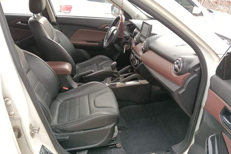 Used BAIC Changhe Q35 2016 1.5L Manual Smart Edition Right Front Seat