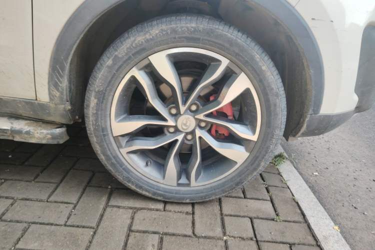 Used BAIC Changhe Q35 2016 1.5L Manual Smart Edition Right Front Wheel Hub