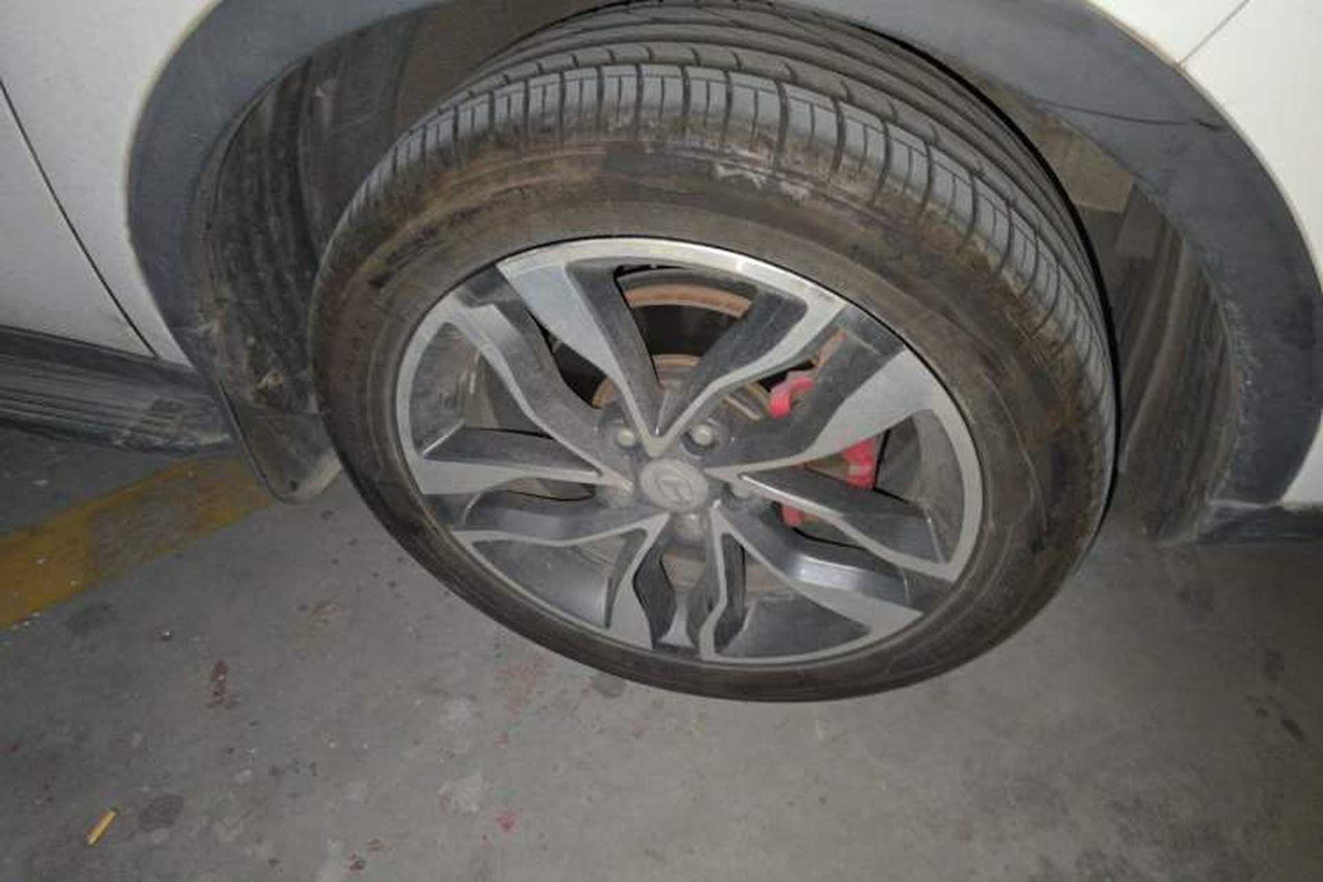Used BAIC Changhe Q35 2016 1.5L Automatic Smart Edition Right Front Wheel Hub