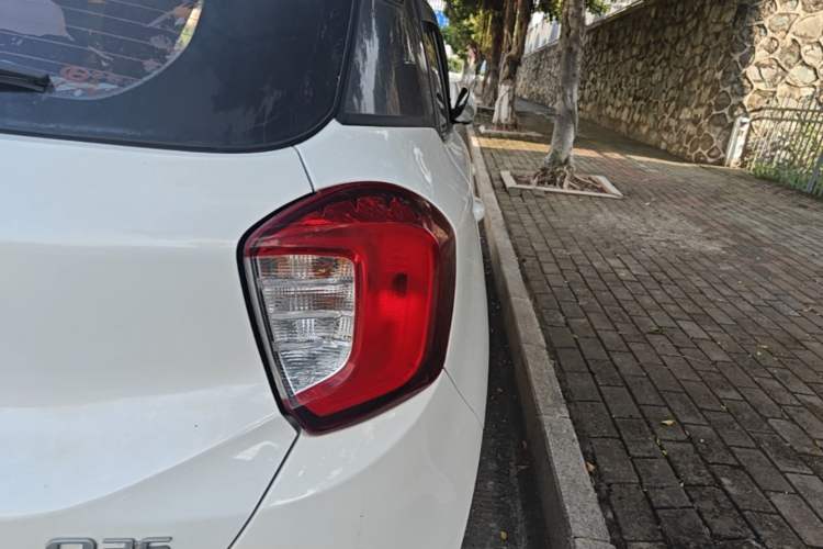 Used BAIC Changhe Q35 2016 1.5L Automatic Smart Edition Right Rear Taillight