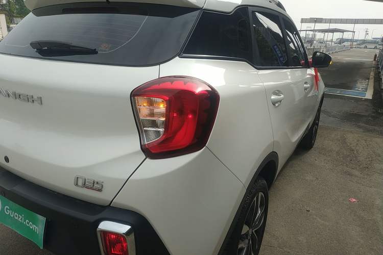 Used BAIC Changhe Q35 2016 1.5L Automatic Smart Edition Right Rear Taillight