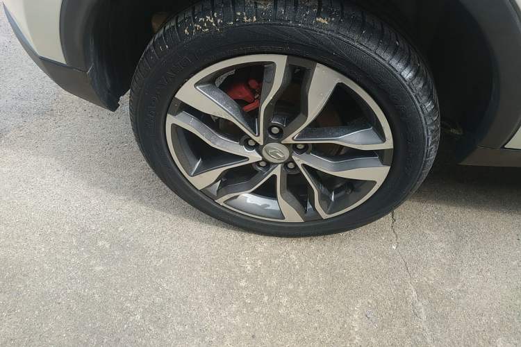 Used BAIC Changhe Q35 2016 1.5L Automatic Smart Edition Right Rear Wheel Hub