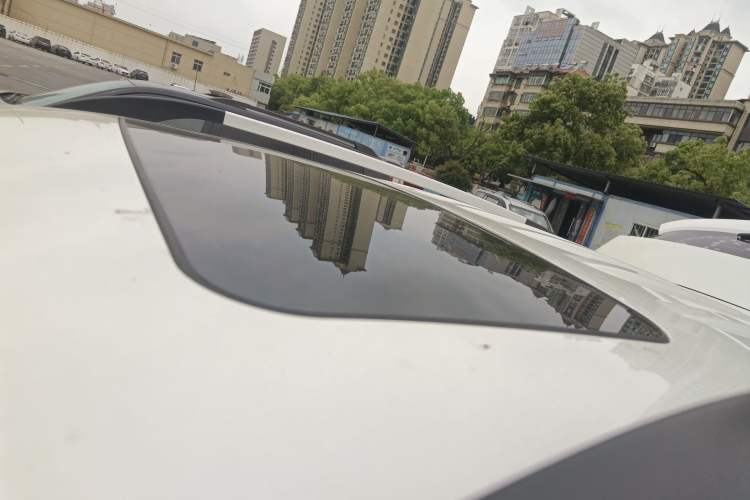 Used BAIC Changhe Q35 2016 1.5L Automatic Smart Edition Roof