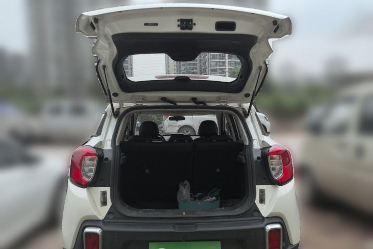 Used BAIC Changhe Q35 2016 1.5L Automatic Smart Edition Trunk