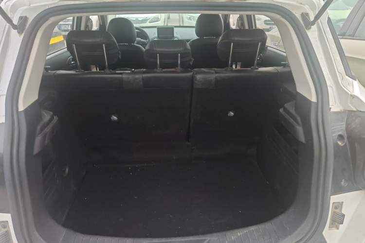 Used BAIC Changhe Q35 2016 1.5L Automatic Smart Edition Trunk