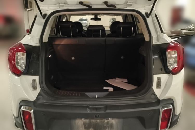 Used BAIC Changhe Q35 2016 1.5L Manual Smart Edition Trunk
