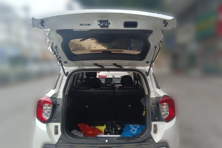 Used BAIC Changhe Q35 2016 1.5L Manual Smart Edition Trunk