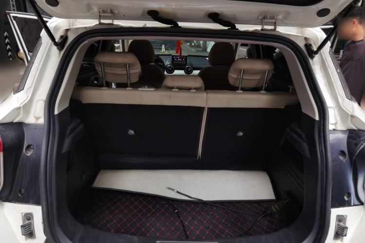 Used BAIC Changhe Q35 2016 1.5L Manual Cool Edition Trunk