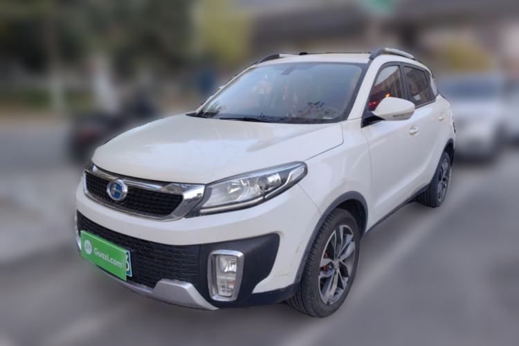 Used BAIC Changhe Q35 2016 1.5L Automatic Smart Edition Guazi used car, China used car export, Used car for sale, Used  cars, Cheapest cars for sale