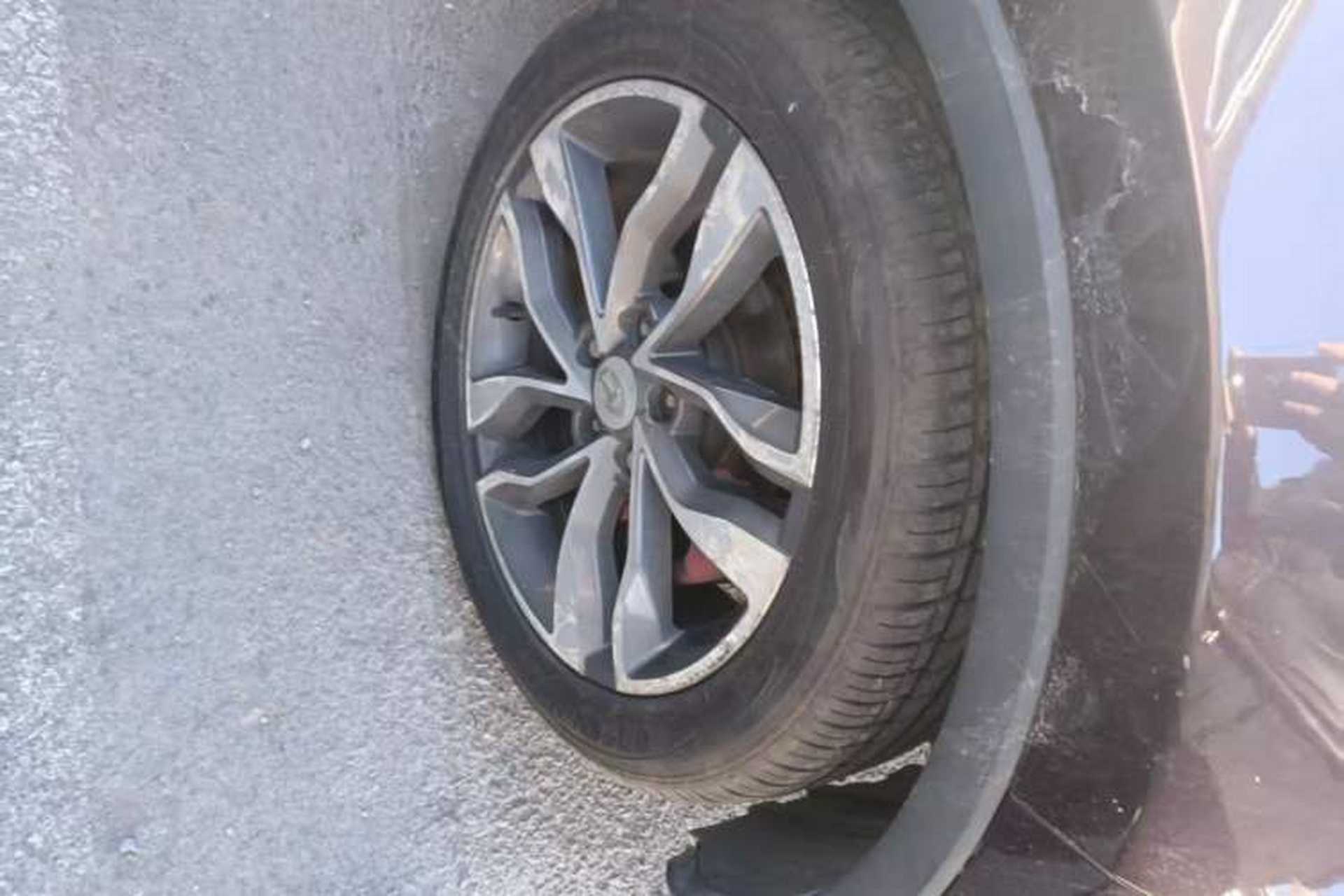 Used BAIC Changhe Q35 2018 1.5L Automatic Cool Edition Right Front Wheel Hub