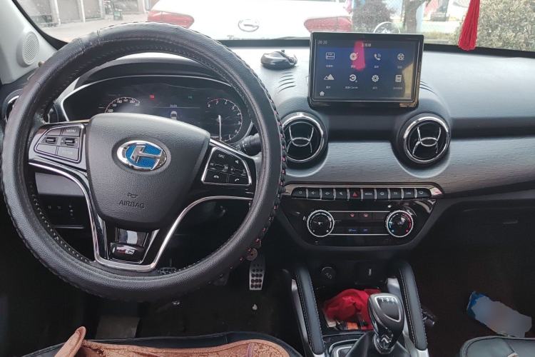 Used BAIC Changhe Q35 2018 1.5L Manual Smart Edition Center Console