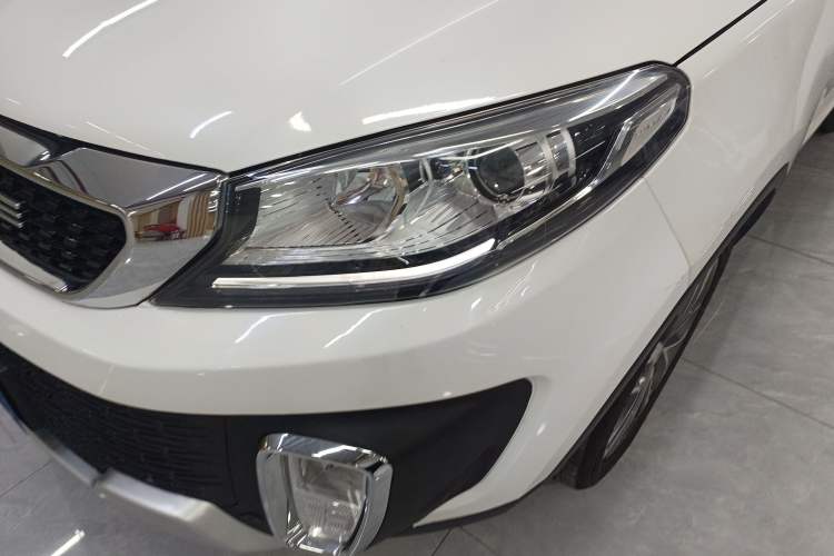 Used BAIC Changhe Q35 2018 1.5L Automatic Smart Edition Left Front Headlight