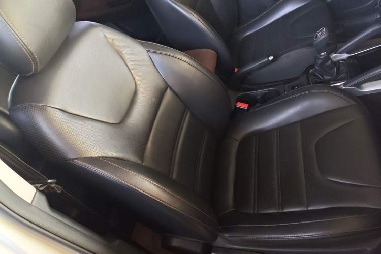 Used BAIC Changhe Q35 2018 1.5L Manual Smart Edition Right Front Seat