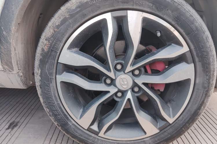 Used BAIC Changhe Q35 2018 1.5L Manual Smart Edition Right Front Wheel Hub