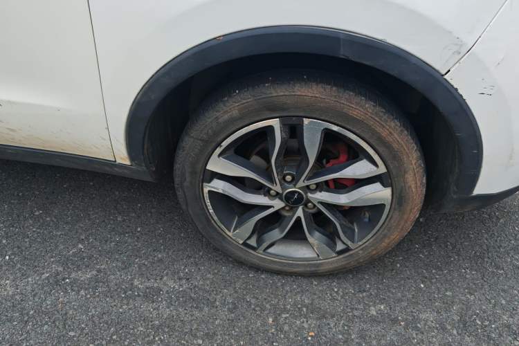 Used BAIC Changhe Q35 2018 1.5L Manual Cool Edition Right Front Wheel Hub
