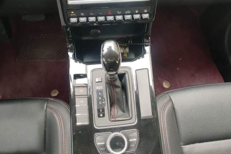 Used BAIC Changhe Q7 2018 1.5T CVT Elite Model Gear Lever