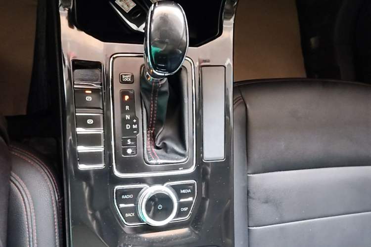 Used BAIC Changhe Q7 2018 1.5T CVT Comfort Model Gear Lever