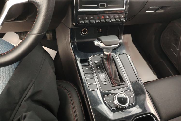 Used BAIC Changhe Q7 2018 1.5T CVT Elite Model Gear Lever