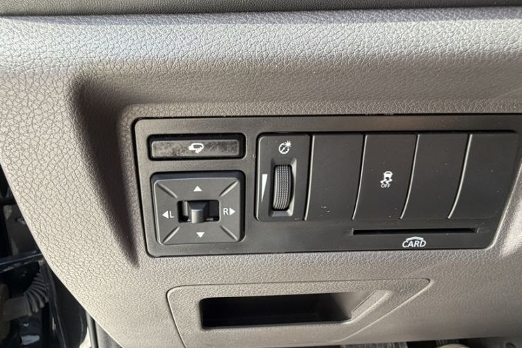 Used BAIC Changhe Q7 2018 1.5T CVT Elite Model Interior 14