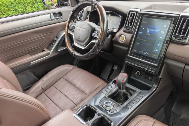 Used BAIC Changhe Q7 2018 1.5T manual luxury version 7 seats Interior 2