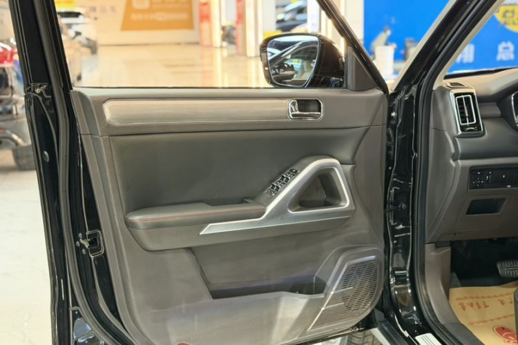 Used BAIC Changhe Q7 2018 1.5T CVT Elite Model Interior 4