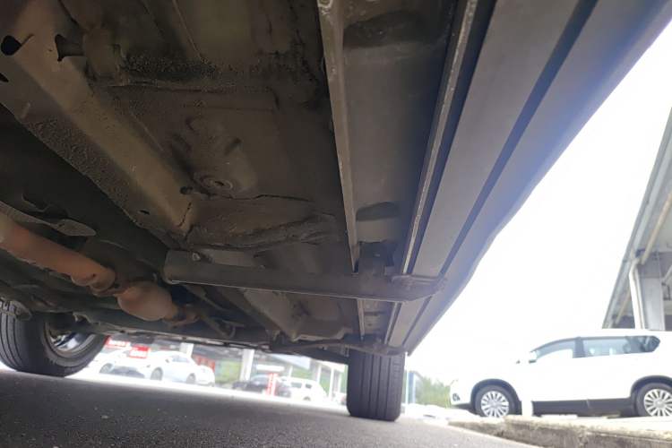 Used BAIC Changhe Q7 2018 1.5T CVT Comfort Model Right Side Sill