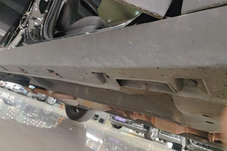 Used BAIC Changhe Q7 2018 1.5T CVT Elite Model Right Side Sill