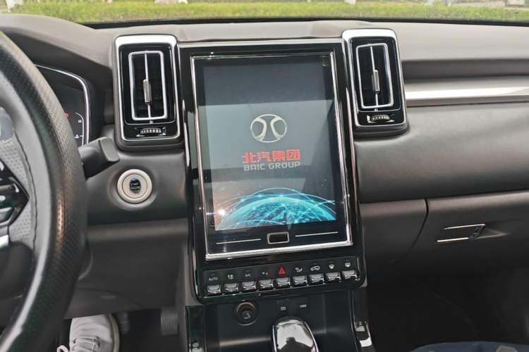 Used BAIC Changhe Q7 2018 1.5T CVT Elite Model Audio And AC Panel