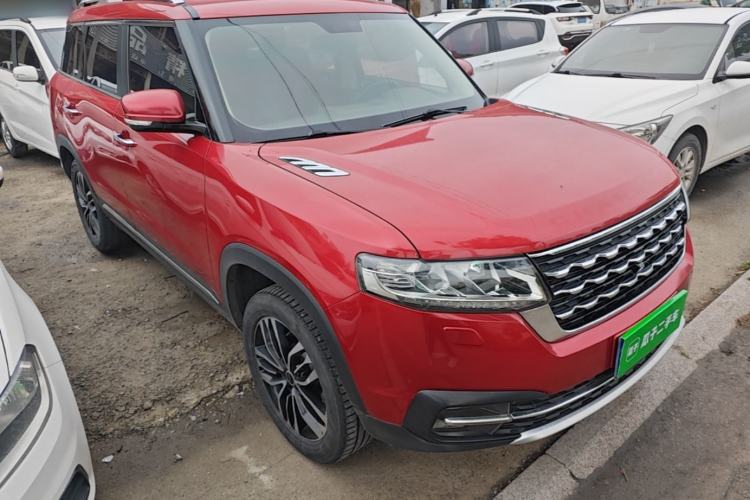 Used BAIC Changhe Q7 2018 1.5T CVT Elite Model Front Right 45 Deg