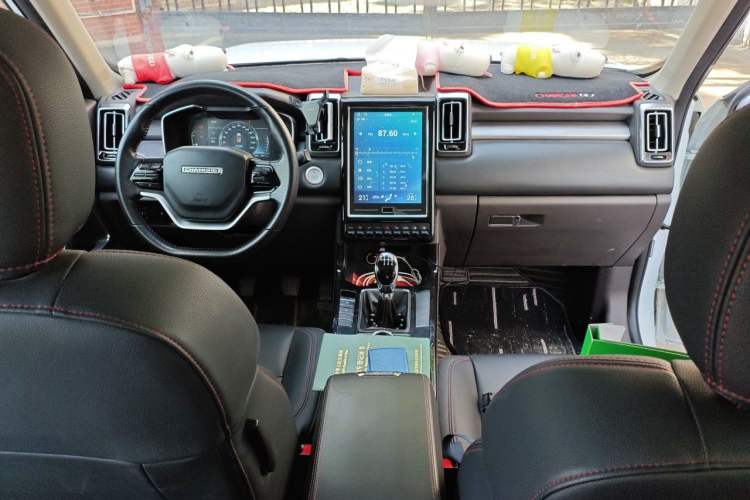Used BAIC Changhe Q7 2018 1.5T Manual Elite Edition Center Console