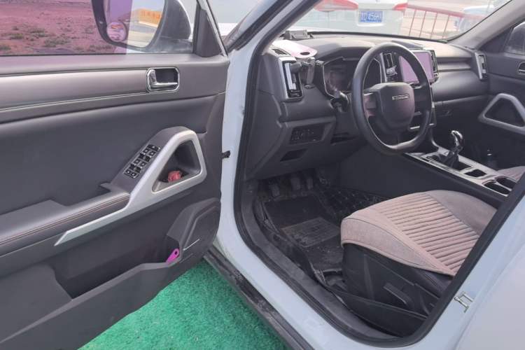 Used BAIC Changhe Q7 2018 1.5T Manual Base Model Driver Seat