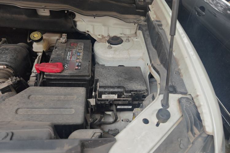 Used BAIC Changhe Q7 2018 1.5T CVT Elite Model Engine Bay Left