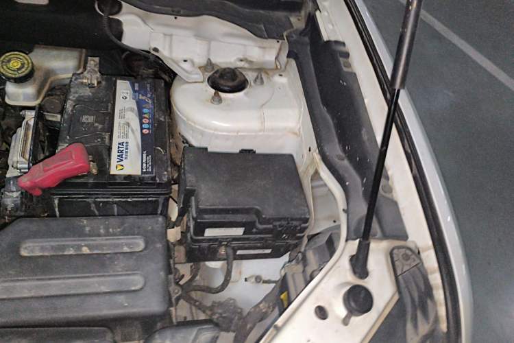 Used BAIC Changhe Q7 2018 1.5T CVT Elite Model Engine Bay Left