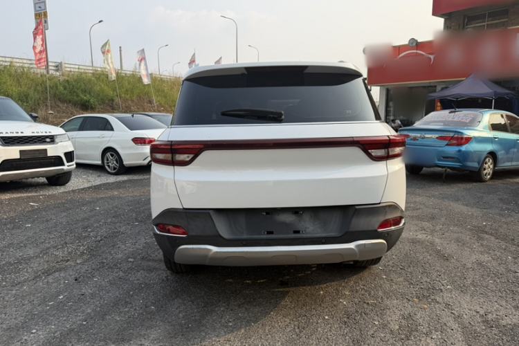 Used BAIC Changhe Q7 2018 1.5T CVT Comfort Model Exterior 4