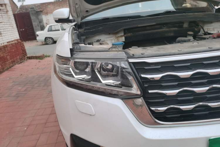 Used BAIC Changhe Q7 2018 1.5T CVT Comfort Model Right Front Headlight
