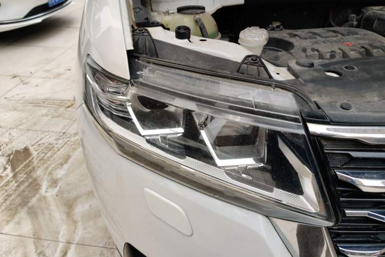 Used BAIC Changhe Q7 2018 1.5T CVT Elite Model Right Front Headlight