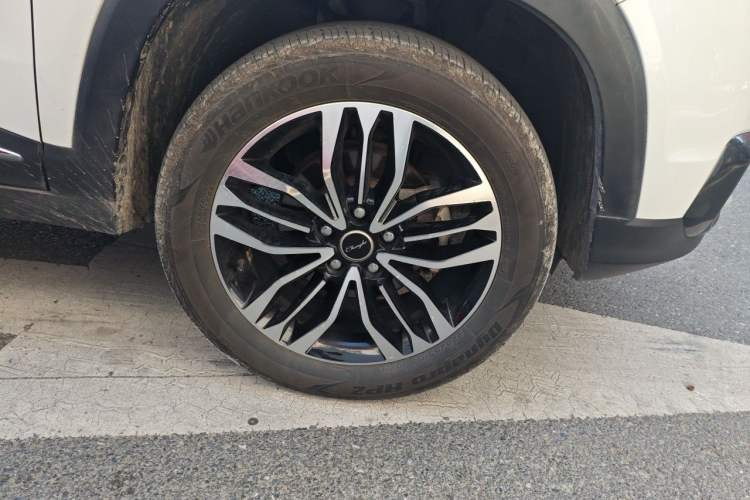 Used BAIC Changhe Q7 2018 1.5T Manual Elite Edition Right Front Wheel Hub